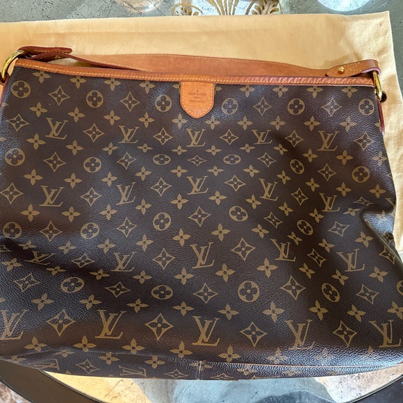 LOUIS VUITTON Authentic 
Monogram Delightful MM - Picture 3 of 8